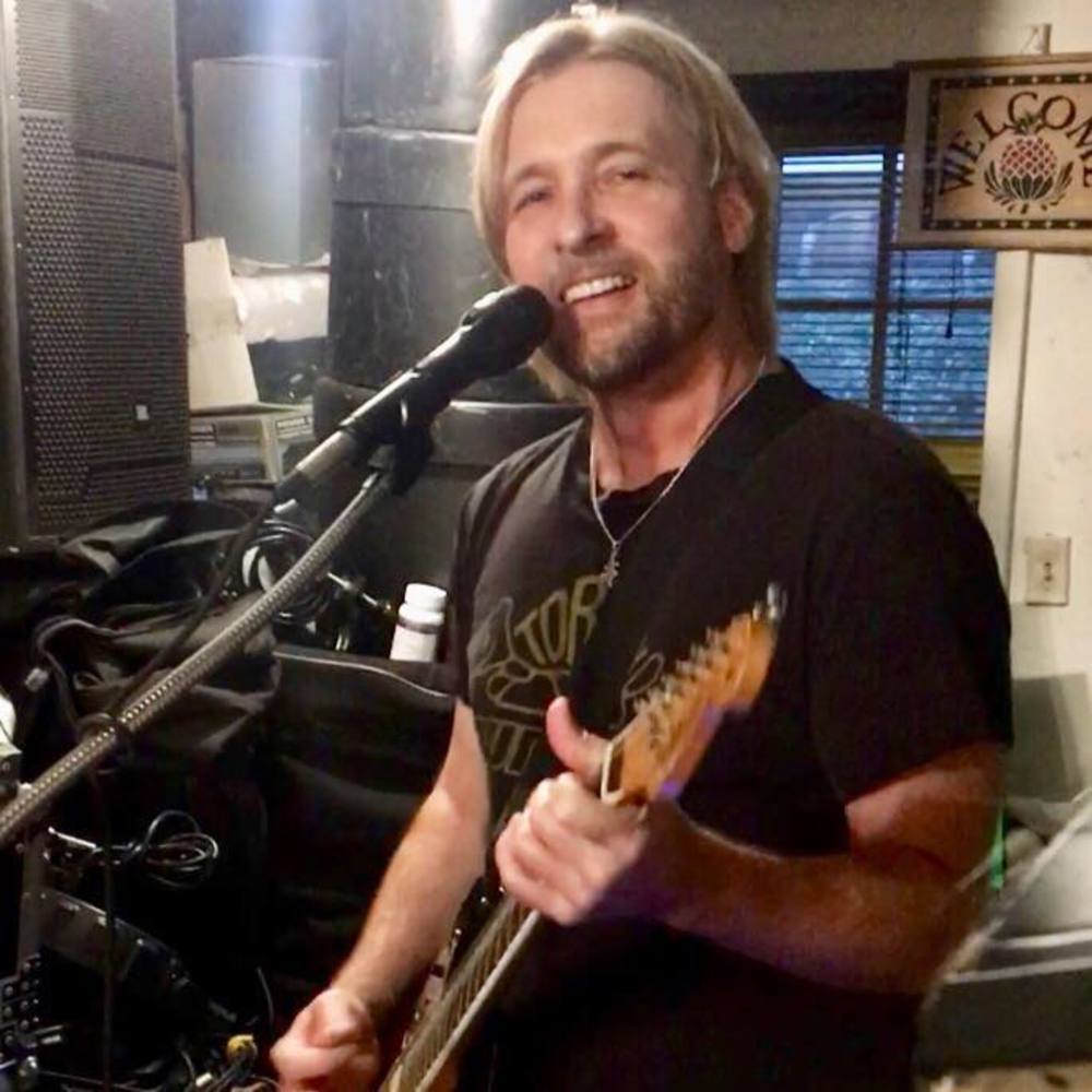 Meet your Posher, Shad